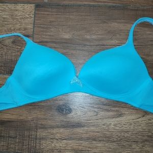 Victoria's secret bra 34c